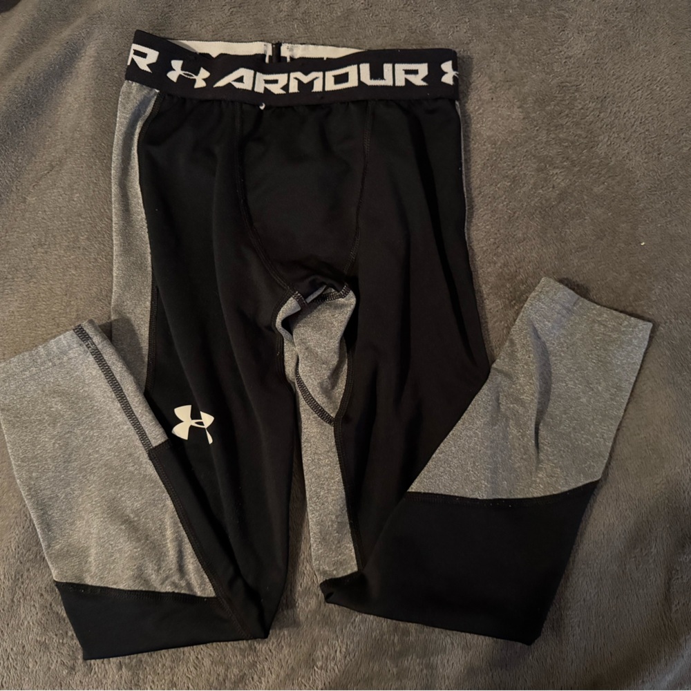 Girl’s Under Armour Leggings